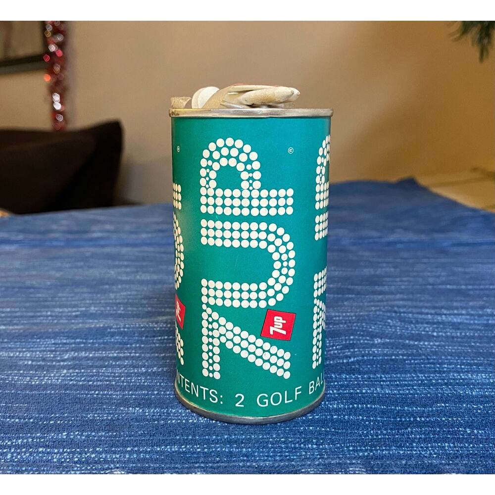 Vintage Sealed 7UP Collectible Pull-Tab Can Pack 2 Golf Balls Seven Up 49B